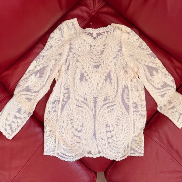 Ultra Pink Lace Long Sleeve top NWOT - Picture 2 of 5